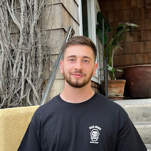 Meet your Posher, Adam